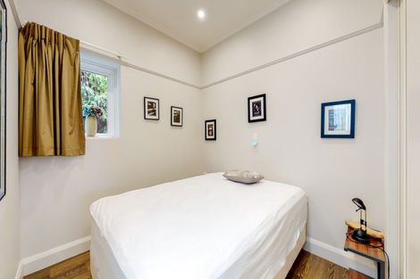 Photo of property in Fountain Court, 48u2 Oriental Parade, Oriental Bay, Wellington, 6011