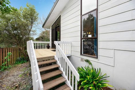 Photo of property in 20 Hassan Drive, Massey, Auckland, 0614