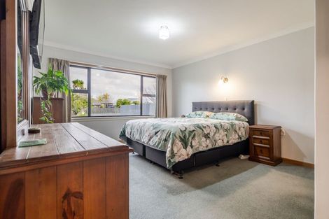 Photo of property in 6 Sheffield Street, Awapuni, Palmerston North, 4412
