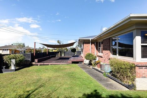 Photo of property in 37 Taylor Terrace, St Andrews, Hamilton, 3200