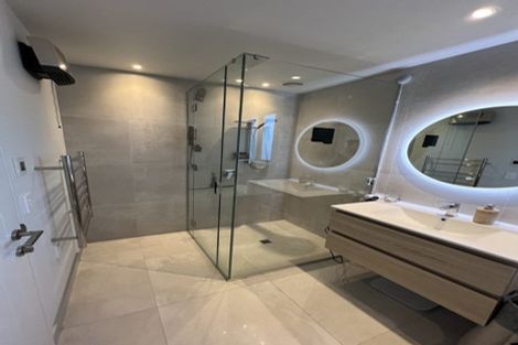 Photo of property in 12 Irvines Track, Halswell, Christchurch, 8025