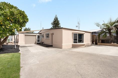 Photo of property in 15 Greerton Road, Gate Pa, Tauranga, 3112