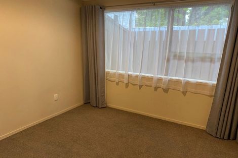 Photo of property in 1/2 Short Street, Papakura, 2110