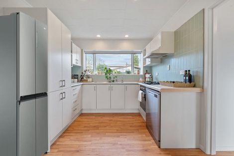 Photo of property in 19 Bronte Place, Whalers Gate, New Plymouth, 4310