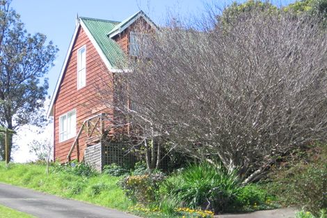 Photo of property in 12 Rewa Place, Russell, 0202