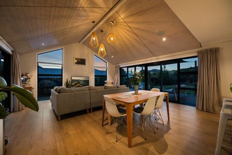 Photo of property in 210 Aubrey Road, Wanaka, 9305