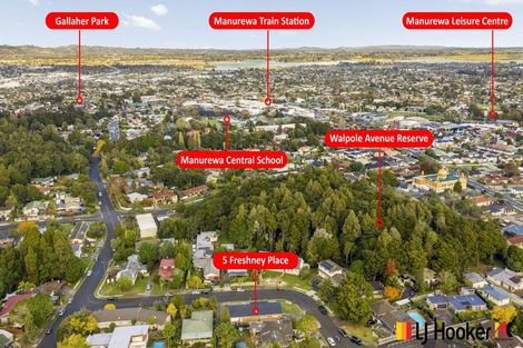 Photo of property in 5 Freshney Place, Hillpark, Auckland, 2102