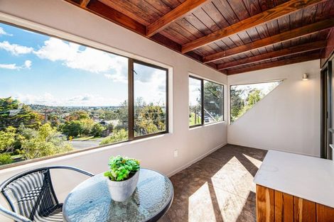 Photo of property in 84a/2 Avonleigh Road, Green Bay, Auckland, 0604