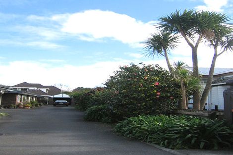 Photo of property in 43c Ludlam Crescent, Woburn, Lower Hutt, 5010