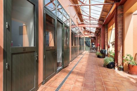 Photo of property in Courtenay Mews Apartments, 16/14u Alpha Street, Te Aro, Wellington, 6011
