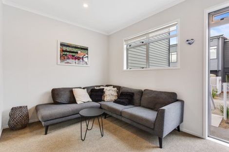 Photo of property in 21 Rangihina Road, Hobsonville, Auckland, 0616