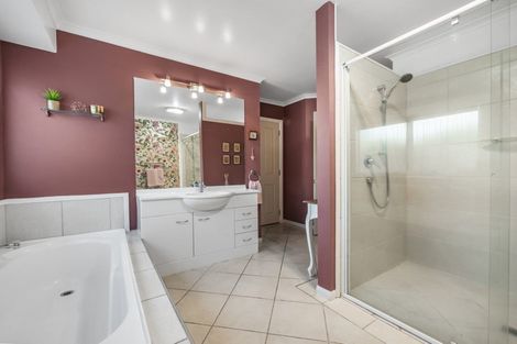 Photo of property in 7 Piha Close, Papamoa Beach, Papamoa, 3118