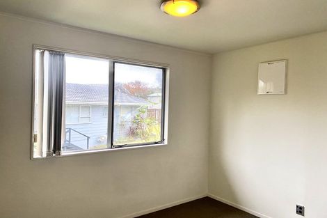Photo of property in 10 Albemarle Place, Massey, Auckland, 0614