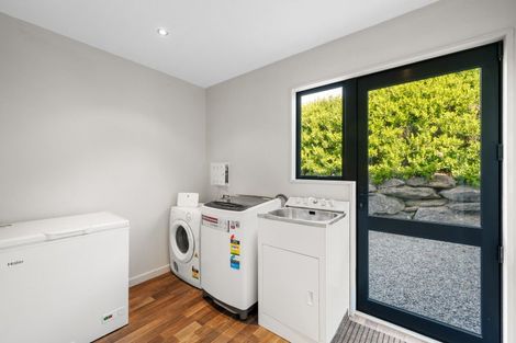 Photo of property in 106a Kings Drive, Wanaka, 9305