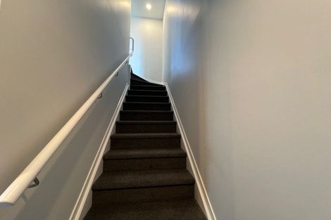 Photo of property in 7 Whati Lane, Henderson, Auckland, 0612