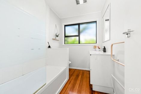 Photo of property in 24 Titiro Moana Road, Korokoro, Lower Hutt, 5012