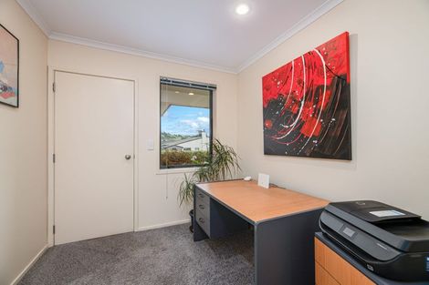 Photo of property in 9 Chelmsley Avenue, Henderson, Auckland, 0612