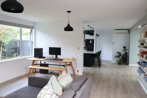 Photo of property in 12 Kukupa Grove, Heretaunga, Upper Hutt, 5018