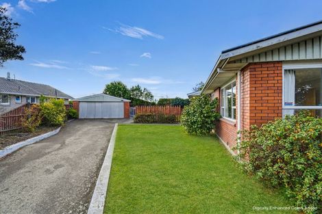 Photo of property in 10 Aztec Place, Redwood, Christchurch, 8051