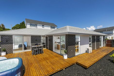 Photo of property in 4 Kiwa Crescent, Gulf Harbour, Whangaparaoa, 0930