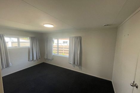 Photo of property in 6 Camellia Avenue, Bell Block, New Plymouth, 4312