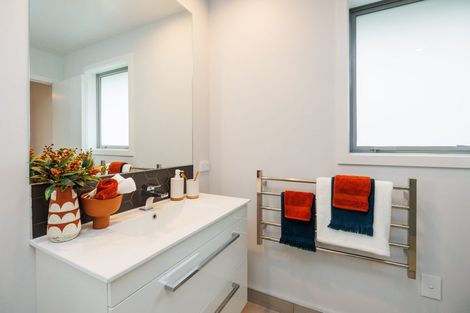 Photo of property in 30 Freedom Drive, Kelvin Grove, Palmerston North, 4414
