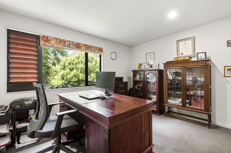 Photo of property in 3/71 Pupuke Road, Northcote, Auckland, 0627