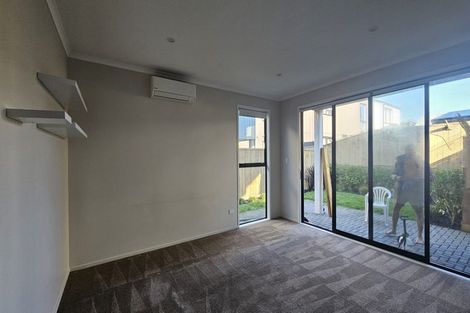 Photo of property in 6 Wai Place, Westgate, Auckland, 0614