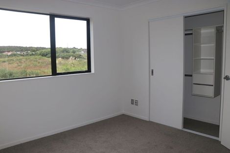 Photo of property in 33 Sun Orchid Avenue, Wiri, Auckland, 2104