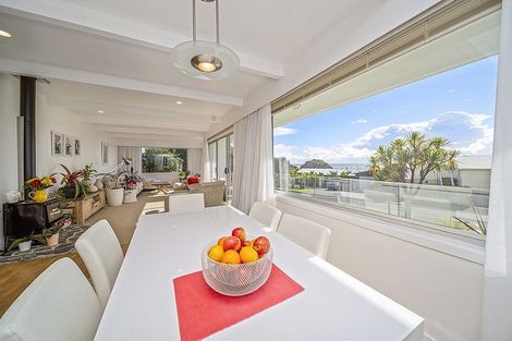 Photo of property in 2a Wanaka Terrace, Bell Block, New Plymouth, 4312