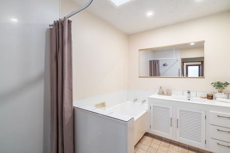 Photo of property in 89 Windermere Road, Papanui, Christchurch, 8053