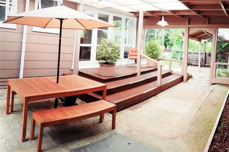 Photo of property in 98 Glenpark Avenue, Frankleigh Park, New Plymouth, 4310
