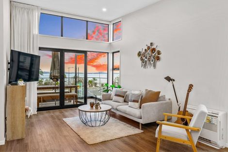 Photo of property in 49 Treloar Crescent, Hobsonville, Auckland, 0616