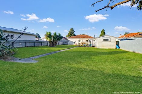Photo of property in 32 Botanical Road, Takaro, Palmerston North, 4412