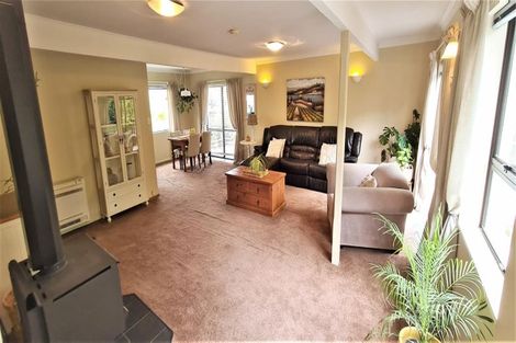 Photo of property in 12 Gibbs Drive, Woodend, 7610