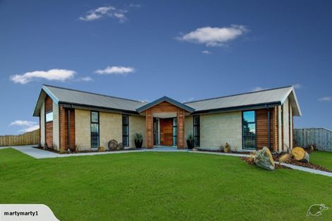 Photo of property in 2 Claremont Crescent, Amberley, 7410