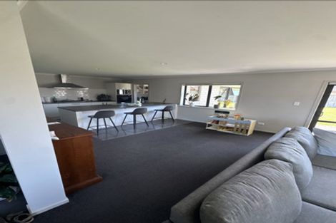 Photo of property in 28 Chalgrove Road, Huntington, Hamilton, 3210