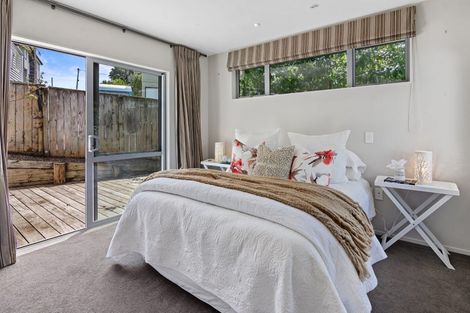 Photo of property in 48 Hebron Road, Waiake, Auckland, 0630