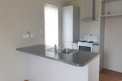 Photo of property in 10 Te Kanawa Crescent, Henderson, Auckland, 0610