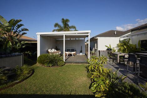 Photo of property in 22 Lotus Avenue, Mount Maunganui, 3116