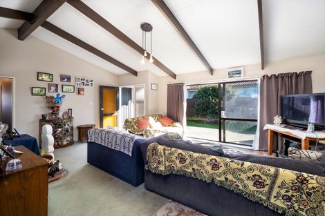 Photo of property in 295 Hendersons Road, Hoon Hay, Christchurch, 8025