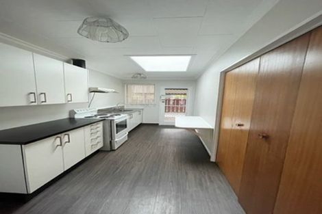 Photo of property in 30f2- Whitley Avenue, Ebdentown, Upper Hutt, 5018