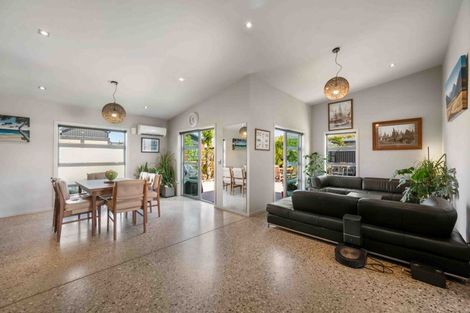 Photo of property in 10 Kowhai Place, Cromwell, 9310