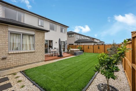 Photo of property in 20 Drumbuoy Drive, Flat Bush, Auckland, 2019