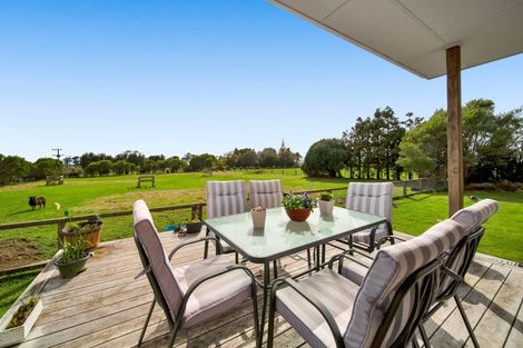Photo of property in 203 Turangi Road, Motunui, Waitara, 4383