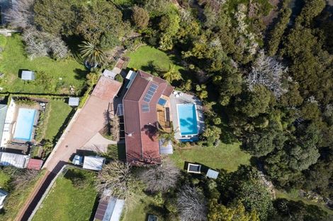 Photo of property in 2 Kelvin Crescent, Te Atatu Peninsula, Auckland, 0610