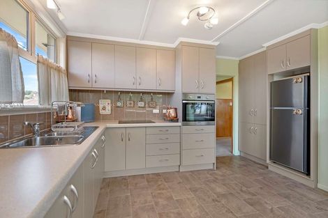 Photo of property in 6 Queens Crescent, Oamaru, 9400