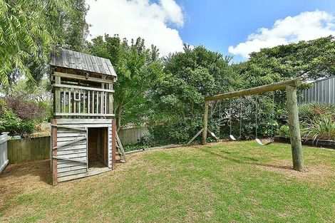 Photo of property in 72 Garfield Road, Helensville, 0800