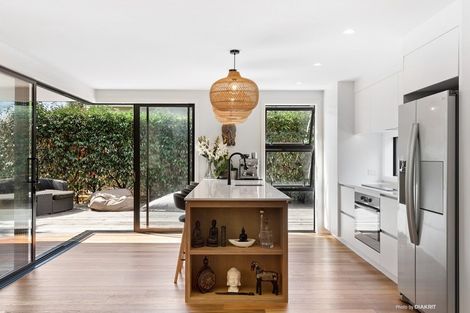 Photo of property in 30a Mcmaster Street, Greytown, 5712