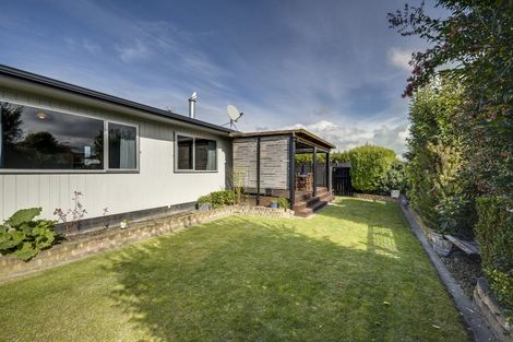 Photo of property in 37 Tait Drive, Greenmeadows, Napier, 4112